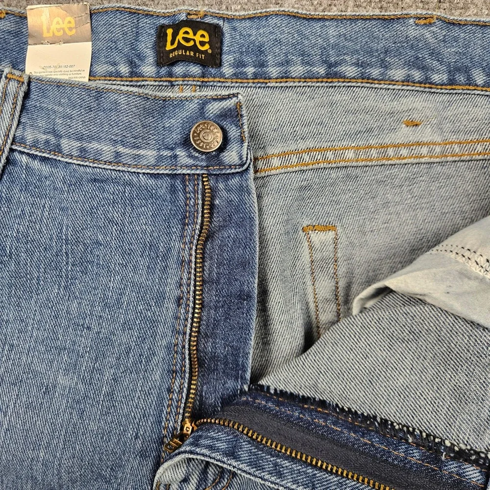 Lee Mens Regular Fit Straight Leg Jeans Vintage Stone Blue 42x29 NWT 102009023